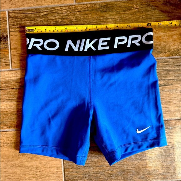 Nike Pro Blue Athletic Shorts Youth Large - Picture 1 of 6
